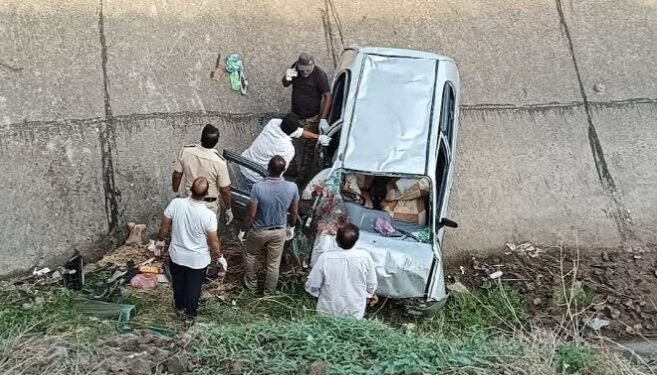 सांगली : चारचाकी कोरड्या कॅनॉलमध्ये कोसळून सहा जणांचा मृत्यू