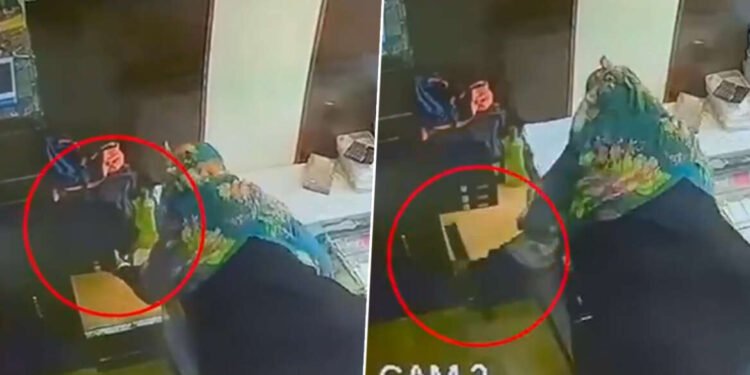 बुरकाधारी महिलांनी शहरातील दोन सोन्याच्या दुकानांमध्ये हातचलाखी करत सुमारे सव्वा लाखाचे १८.७५ ग्रॅम दागिन्यांची चोरी