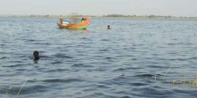 उजनी धरणातील ६ पैकी 3 जणांचे मृतदेह सापडले