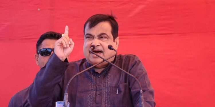 केंद्रीय मंत्री नितीनजी गडकरी यांनी सोलापूर जिल्ह्यातील पंढरपूर येथे सोलापूर, प्रचारार्थ आयोजित जाहीर सभेला संबोधित केले…