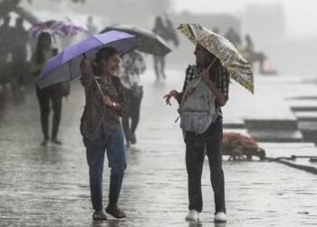 महाराष्ट्रात आठवडाभर अवकाळीची शक्यता; कसे असेल हवामान? कोणत्या जिल्ह्यांना फटका?