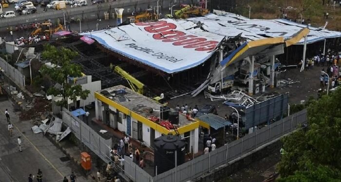 घाटकोपर होर्डिंग दुर्घटना : मृतांचा आकडा 14 वर