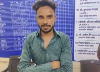 सोलापुरात पोलिसाचा दणका ! राम सातपुते यांना शिवीगाळ करणाऱ्या मुस्लिम युवकाने मागितली माफी