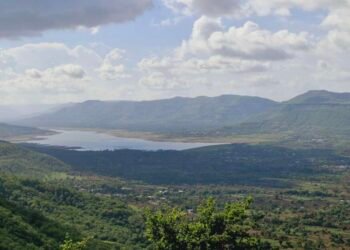 सातारा जिल्ह्यातील कण्हेर धरणाचे विहंगम दृश्य