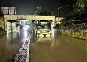 पंढरपूर : तलाव तुडुंब भरल्याने परिसरातील विंधन विहिरींच्या पाणीपातळीत मोठी वाढ