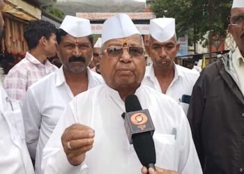 संत श्रेष्ठ निवृत्तीनाथ महाराजांच्या पालखीचं पंढरपूरकडे प्रस्थान