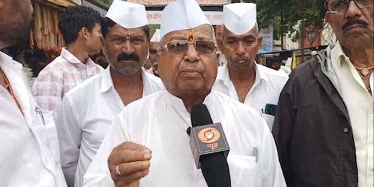 संत श्रेष्ठ निवृत्तीनाथ महाराजांच्या पालखीचं पंढरपूरकडे प्रस्थान