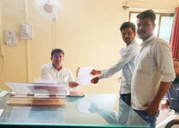 युनिव्हर्सल सोमप्पो पिक विमा कंपनीचा सावळा गोंधळ.