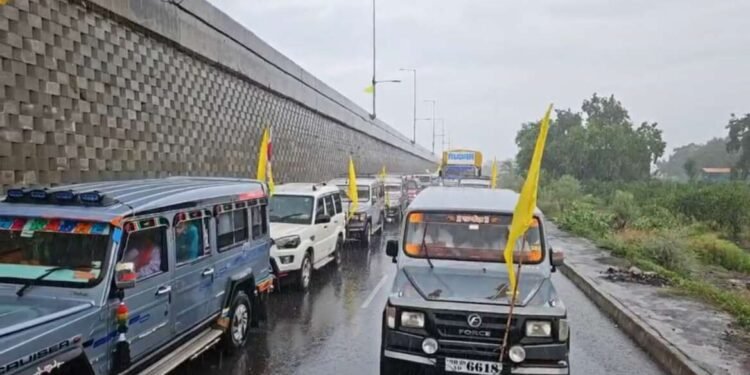 LIVE | हाकेंना पाठिंबा देण्यासाठी हिंगोलीहून ५०० गाड्यांचा ताफा वडीगोद्रीत