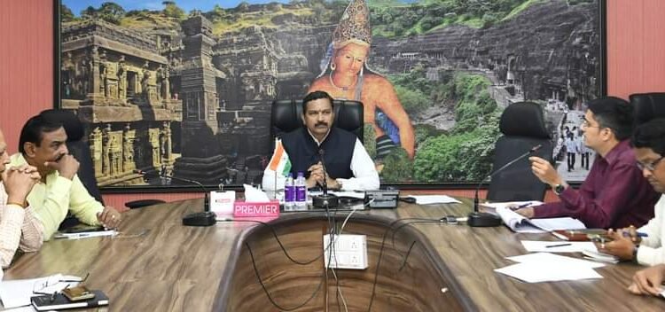 छ. संभाजीनगर : सर्वंकष कृषी विकास उपाययोजनांवर भर द्या – जिल्हाधिकारी