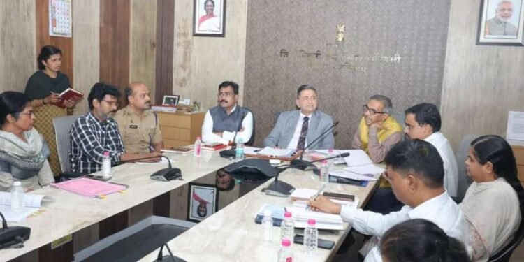 आदिवासी समाजापर्यंत शासनाचे विविध लाभ पोहोचणे गरजेचे – एम. ए. सय्यद