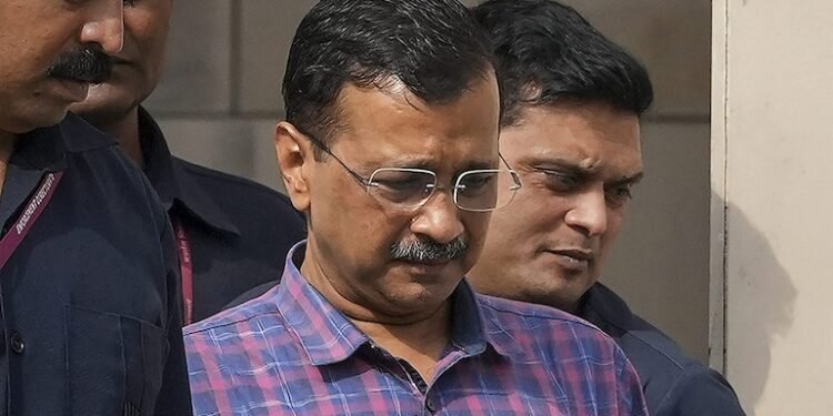 केजरीवाल यांना 3 दिवसांची सीबीआय कोठडी