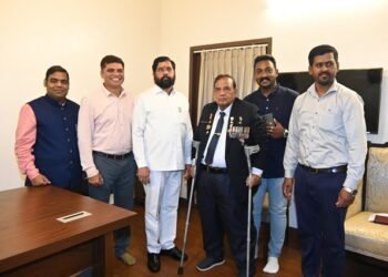 मुरलिकांत पेटकर यांनी घेतली मुख्यमंत्र्यांची भेट