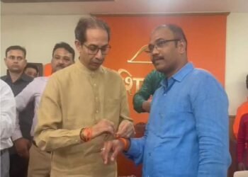 ज्यांचे महाराष्ट्राने कपडे उतरवले ते उद्धव साहेबांचे कपडे काय उतरवणार ? – संजय घाडीगावकर