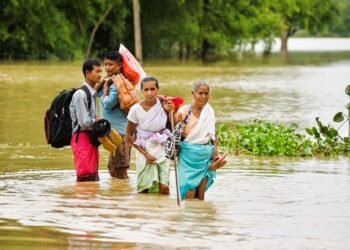 आसामच्या पूरस्थितीत थोडी सुधारणा