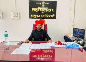 प्रलंबित ई-केवायसी शेतकऱ्यांनी १० जुलै पर्यंत ई-केवायसी करून घ्यावी !- -तहसीलदार किशोर यादव