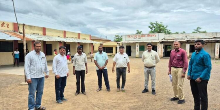 अंबड तालुक्यात मतदार यादी शुद्धीकरण व नवमतदार नोंदणीची कामे सुरु