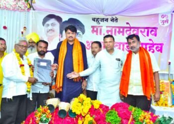 ओबीसी नेते नामदेवराव आयलवाड यांचा वाढदिवस विविध उपक्रमांनी साजरा