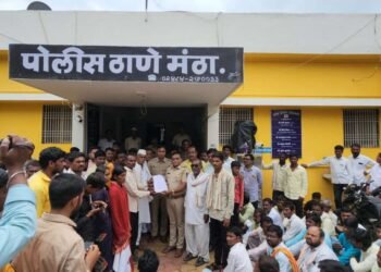 मंठा तालुक्यातील पाटोदा येथील तुकाराम आबासाहेब श्रावणे या 19 वर्षीय तरुणाच्या हत्ये प्रकरणी व यातील आरोपींनी याआधी केलेल्या गुन्ह्याची सखोल चौकशी करून यातील आरोपींवर कठोर कार्यवाही करण्यात यावी