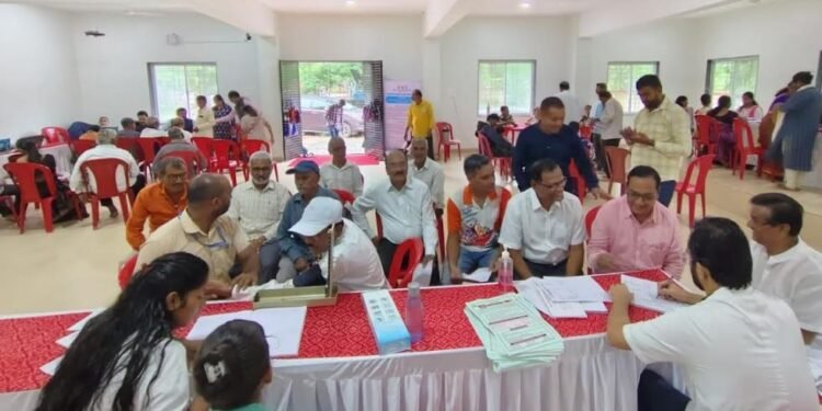 दहा हजारहून अधिक रुग्णांनी घेतला आरोग्य शिबीराचा लाभ