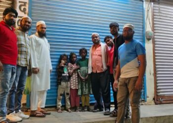 गेवराई येथील हरवलेल्या तीन मुली यांना वाटुर ग्रामस्थांच्या सहकार्याने मुलींना सुखरूप पहोचवले (मोहसिन पटेल) (मोहम्मद पटेल)