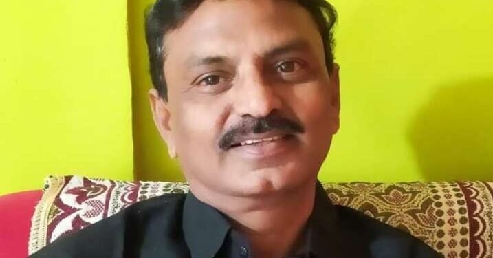 खासदार आमदारांच्या आश्वासनानंतरही……..  सातघरीच्या रस्त्याची सुधारणा नाही