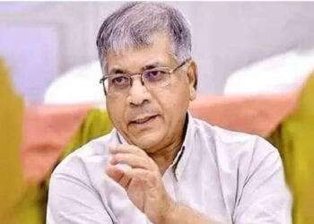 मोदींसाठी मणिपूरपेक्षा अमेरिका प्रिय ? : ॲड. आंबेडकर