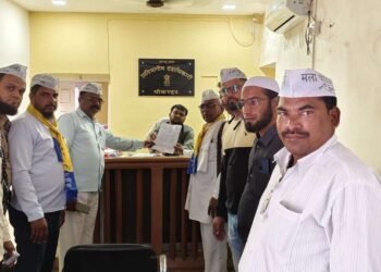 भोकरदन शहरातला कचरा घाण एक ऑगस्ट पर्यंत हटवा! अन्यथा सरकारी कार्यालयामध्ये आजी माजी लोकप्रतिनिधीच्या घरासमोर कचरा टाकला जाईल -कडुबा बोरशे