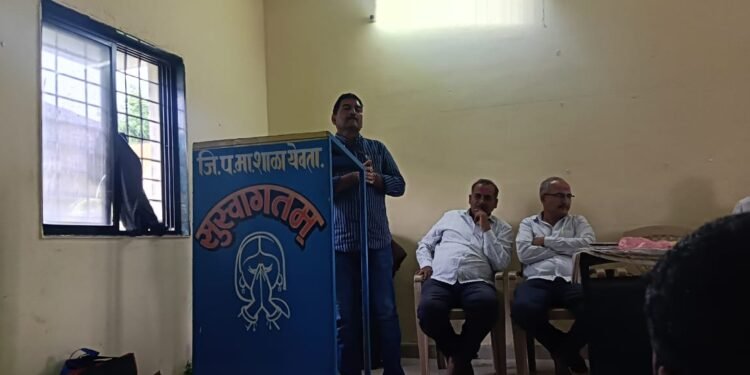 लव्हूरी केंद्राची शिक्षण परिषद संपन्न-केंद्रे.