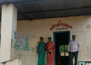 नायब तहसीलदाराकडून बूथची पाहणी