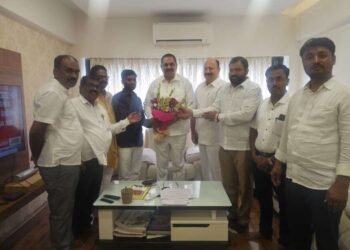 दिपकआबांच्या अथक प्रयत्नांमुळेच छावणी चालकांच्या प्रलंबित अनुदानाचा प्रश्न मार्गी लागला ; मदत व पुनर्वसन मंत्री अनिल पाटील