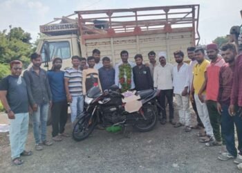 समाजिक कार्यामुळे अमजद खान उर्फ नम्मू यांचा वाढदिवस सत्कार व शुभेच्छा चा वर्षाव