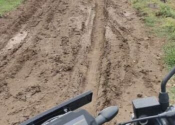 बेलोरा ते जानेफळ रोडवरील कुटुंबरेवाडी रस्त्याची दुरवस्था….