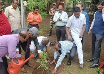 ज्युडीशिअल डिस्ट्रिक्ट ऑपरेटिव्ह क्रेडिट सोसायटीचे कार्य कौतुकास्पद – जिल्हा प्रमुख व सत्र न्यायाधीश एम.एस.आझमी यांचे प्रतिपादन