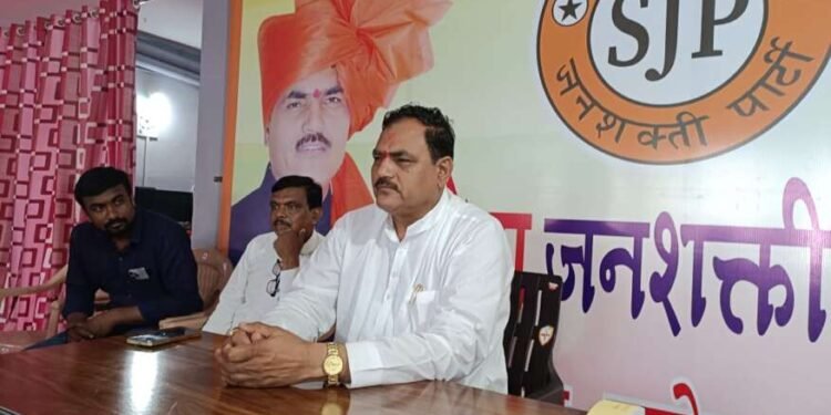 विकासाचे व्हिजन घेऊन लोहा -कंधार च्या जनतेने मला आशिर्वाद द्यावा — प्रा. मनोहर धोंडे