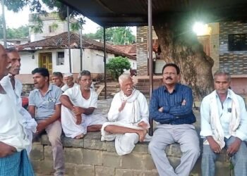 प्रा. उत्तमकुमार कांबळे यांनी जनतेशी साधला संवाद