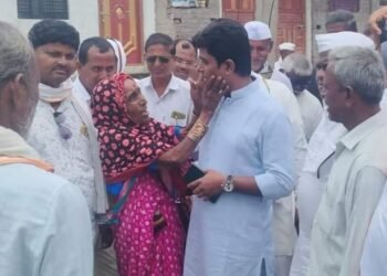 विकास कामासाठी राजकारण सोडून एकत्र या – आमदार संतोष पाटील दानवे