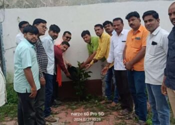 शिवसेना पक्षप्रमुख उद्धवजी ठाकरे यांच्या वाढदिवसानिमित्त विविध कार्यक्रमाचे आयोजन