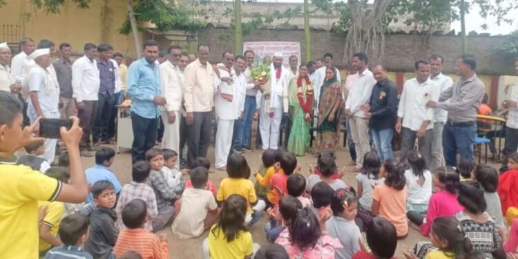 शिक्षकी पेशातून मिळणारे समाधान हे सर्वोच्च- गटशिक्षणाधिकारी सतिश शिंदे…