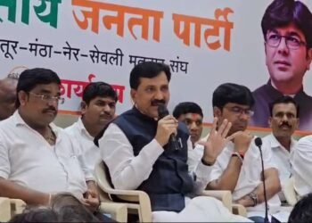 शासकीय यंत्रणेतील 250 कर्मचारी संगणकावर मुख्यमंत्री माझी लाडकी बहीण योजनेचे फॉर्म भरून घेणार – आमदार लोणीकर