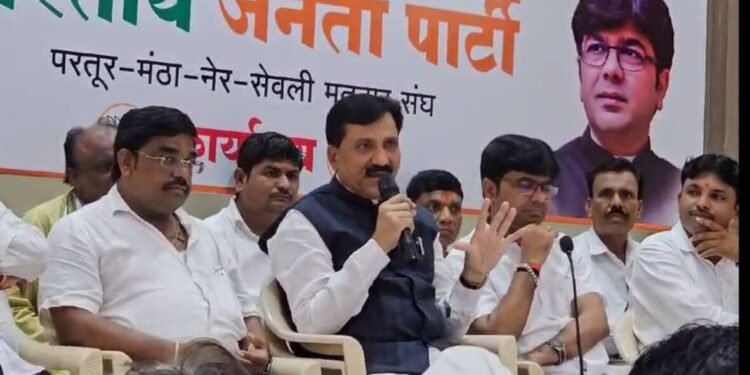 शासकीय यंत्रणेतील 250 कर्मचारी संगणकावर मुख्यमंत्री माझी लाडकी बहीण योजनेचे फॉर्म भरून घेणार – आमदार लोणीकर