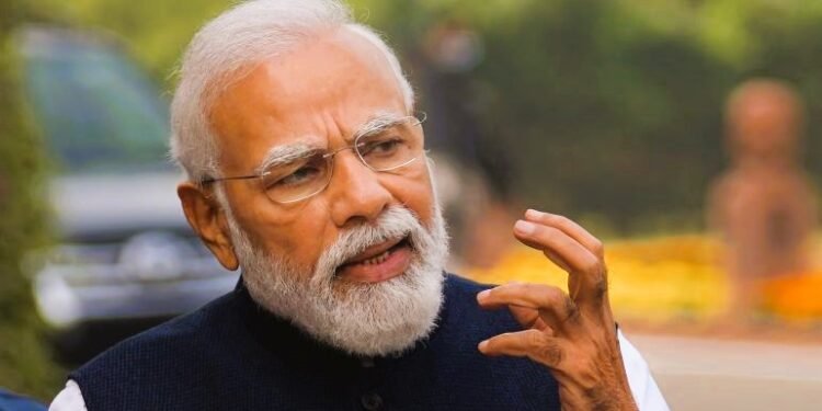 “पक्षासाठी नव्हे देशासाठी लढा”-पंतप्रधान