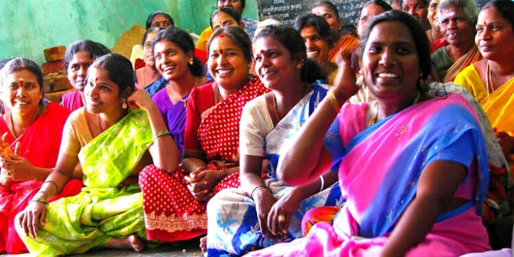 ‘मुख्यमंत्री माझी लाडकी बहीण ‘ योजनेसाठी कागदपत्र तयार ठेवा !