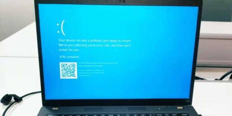 मायक्रोसॉफ्टचे सर्व्हर बिघडले…बँकांचे काम थांबले, विमानांचे उड्डाण रद्द, शेअर मार्केट बंद… बिघाड दूर करण्यासाठी वापरा या स्टेप