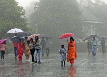 दिल्लीसह 26 राज्यांमध्ये अतिवृष्टीचा इशारा