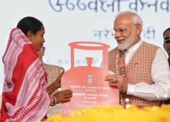 १.६७ लाख उज्ज्वलांना वर्षाला तीन सिलिंडर मोफत