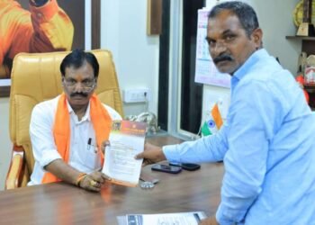 तेलंगा राज्याप्रमाणे शेतकरी यांना कर्जमुक्ती व खरीप हंगामा च्या पेरणी अगोदर आर्थिक मद्त करा अन्यथा उपोषण . साहेबराव पाटील शिंदे