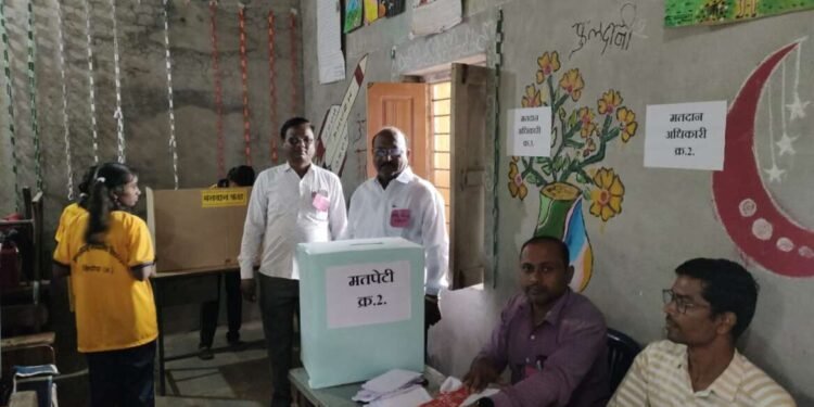 ज्ञानसागर महाविद्यालय शिपोरा अंभोरा येथे विद्यार्थी मंत्रिमंडळाची निवडणूक पार पडली