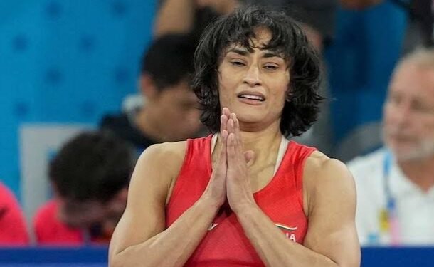 ‘कुस्ती जिंकली मी हरले’, विनेश फोगाटची कुस्तीतून निवृत्ती