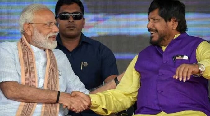 रामदास आठवले : राष्ट्रीय स्तरावरील सर्वसमावेशक, व्यापक नेतृत्व